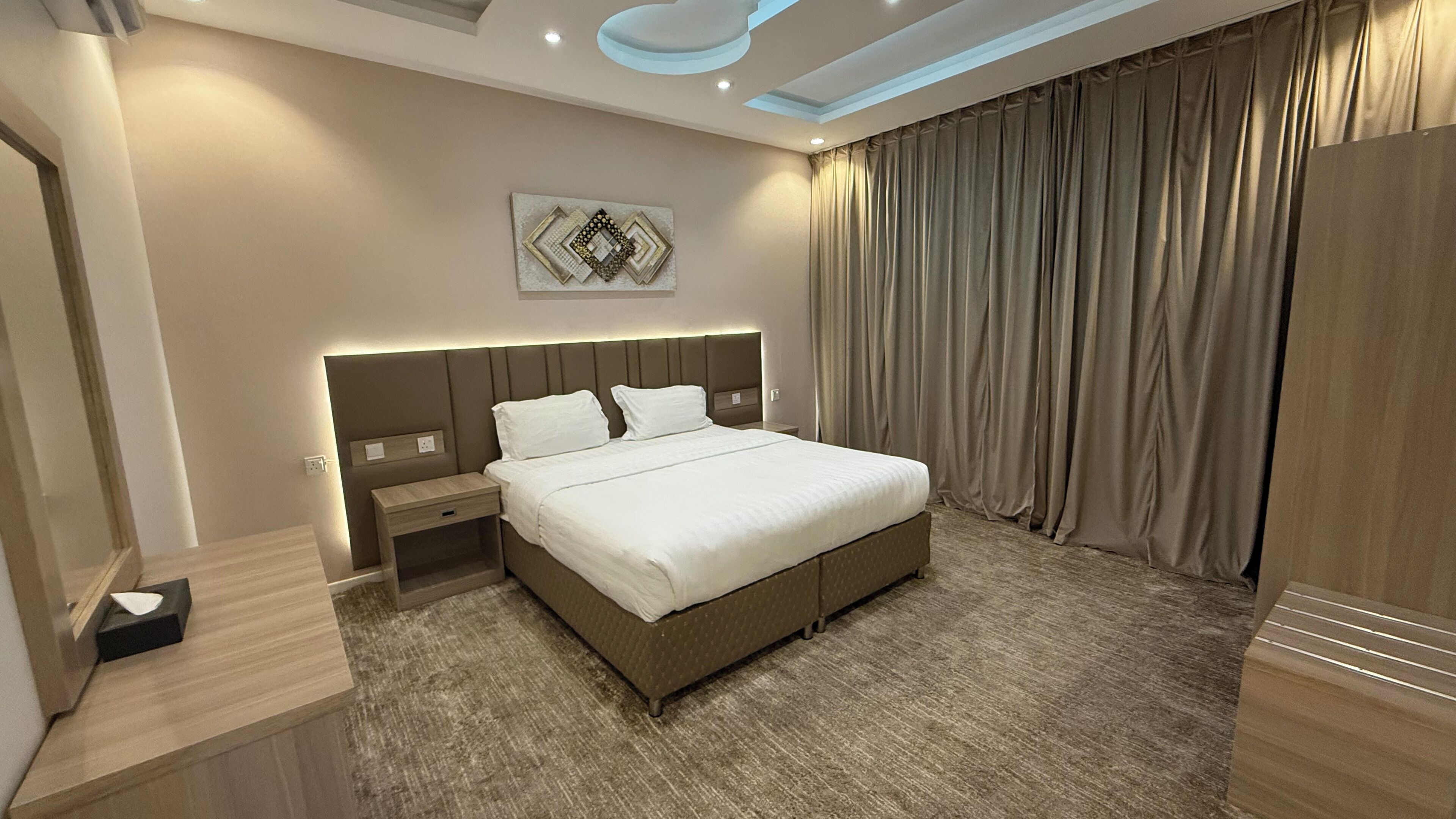 Family Apartment | Egyptian cotton sheets, premium bedding, pillowtop beds, minibar
