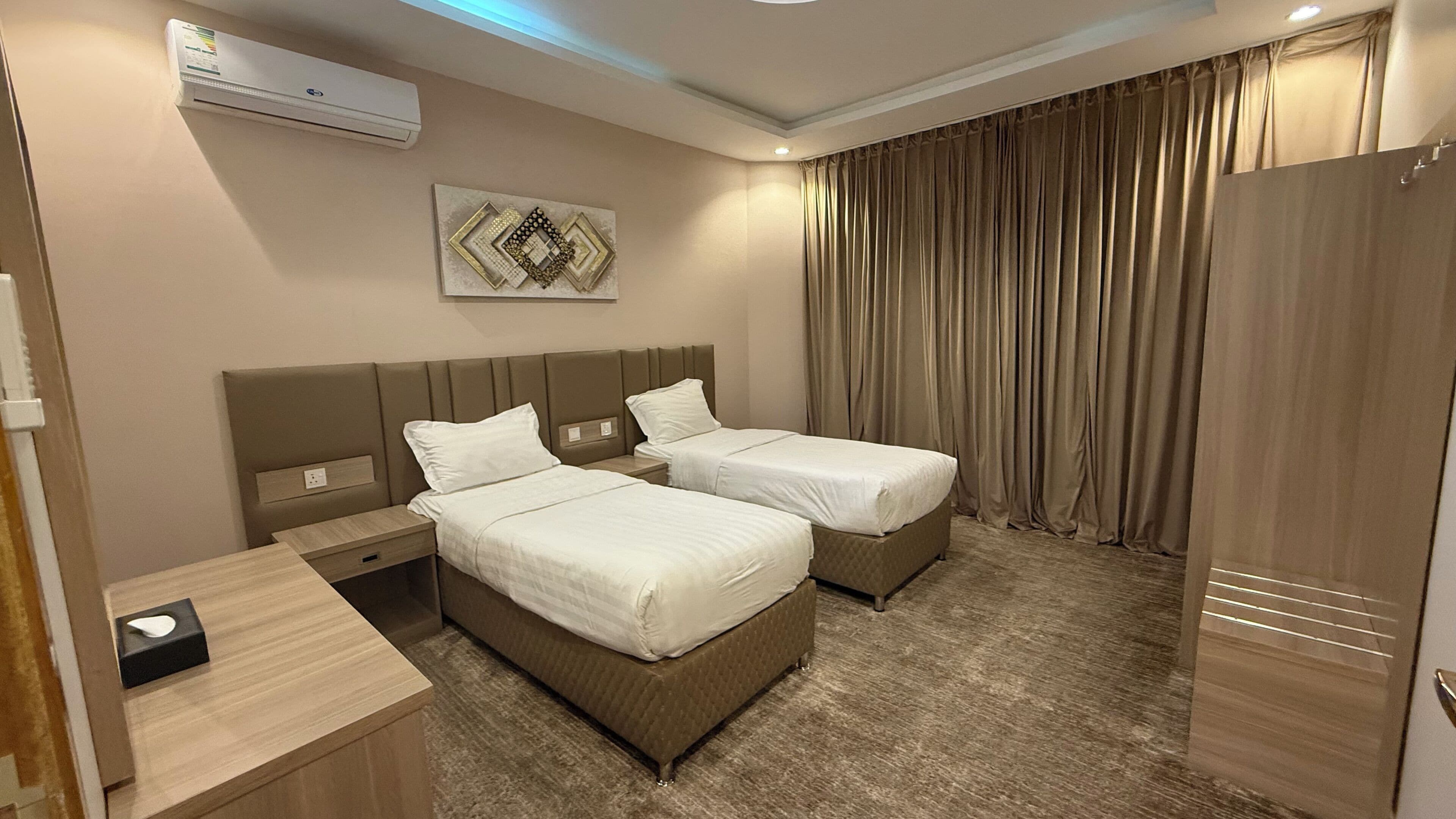 Familie appartement | Lakens van Egyptisch katoen, luxe beddengoed, pillowtop-bedden
