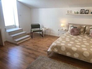 2 bedrooms - The sea in a room! (Catania)
