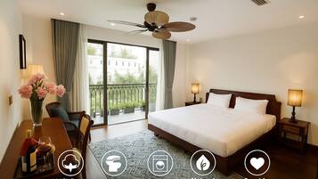 Ático de lujo, 1 cama de matrimonio grande, vistas a la ciudad | 1 dormitorio, minibar, escritorio