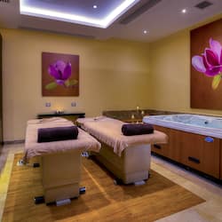 Sauna, baño de vapor, tratamientos corporales y envolturas corporales