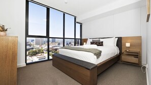 2 dormitorios, tabla de planchar con plancha, wifi gratis y ropa de cama