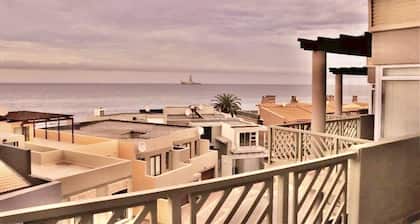 Rimantic Penthouse with a beautiful seaview sunset
