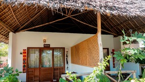 Front of property - Hapa Hapa Bungalows (Kiwengwa)