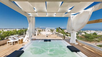 Piscina stagionale all'aperto