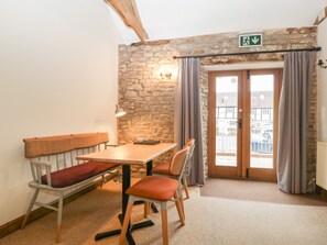 Dining - Clover Patch Cottage (Worcester)