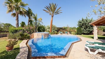 Piscine extérieure