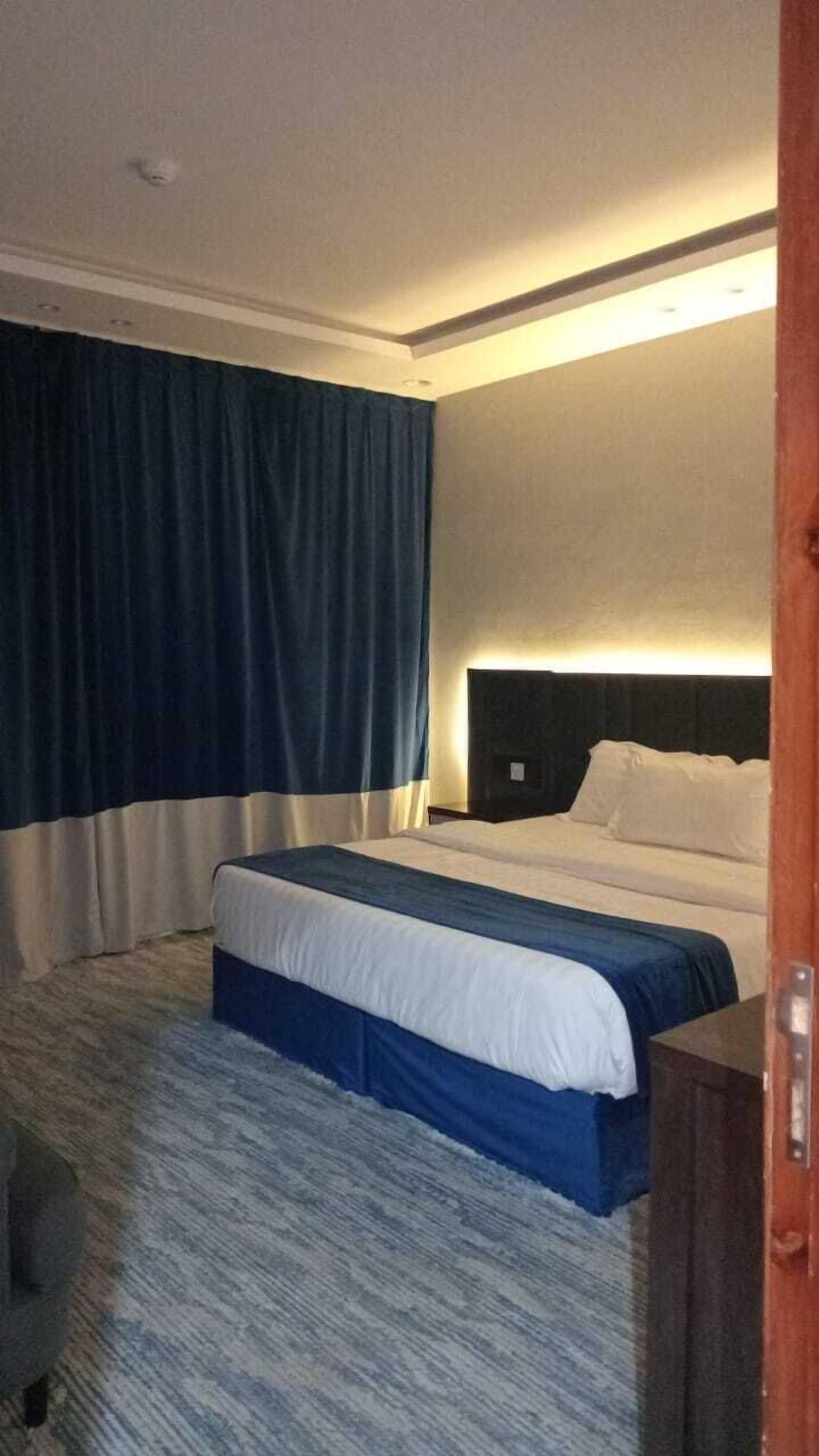 Egyptian cotton sheets, premium bedding, pillow-top beds