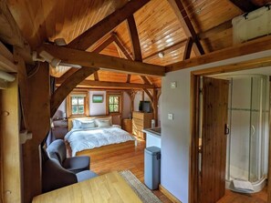 1 habitación, tabla de planchar con plancha, wifi y ropa de cama 