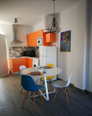 Living area - Bnbook Medea Apartments (Fuengirola)