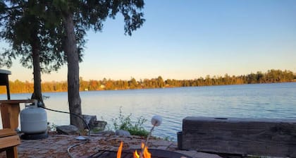 Lakefront cottage with Fireplace Sauna Mini forest