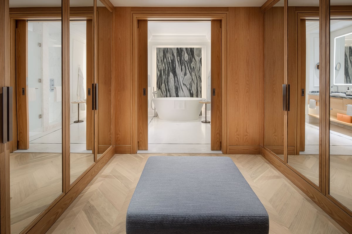 1 bedroom, minibar, in-room safe, individually decorated