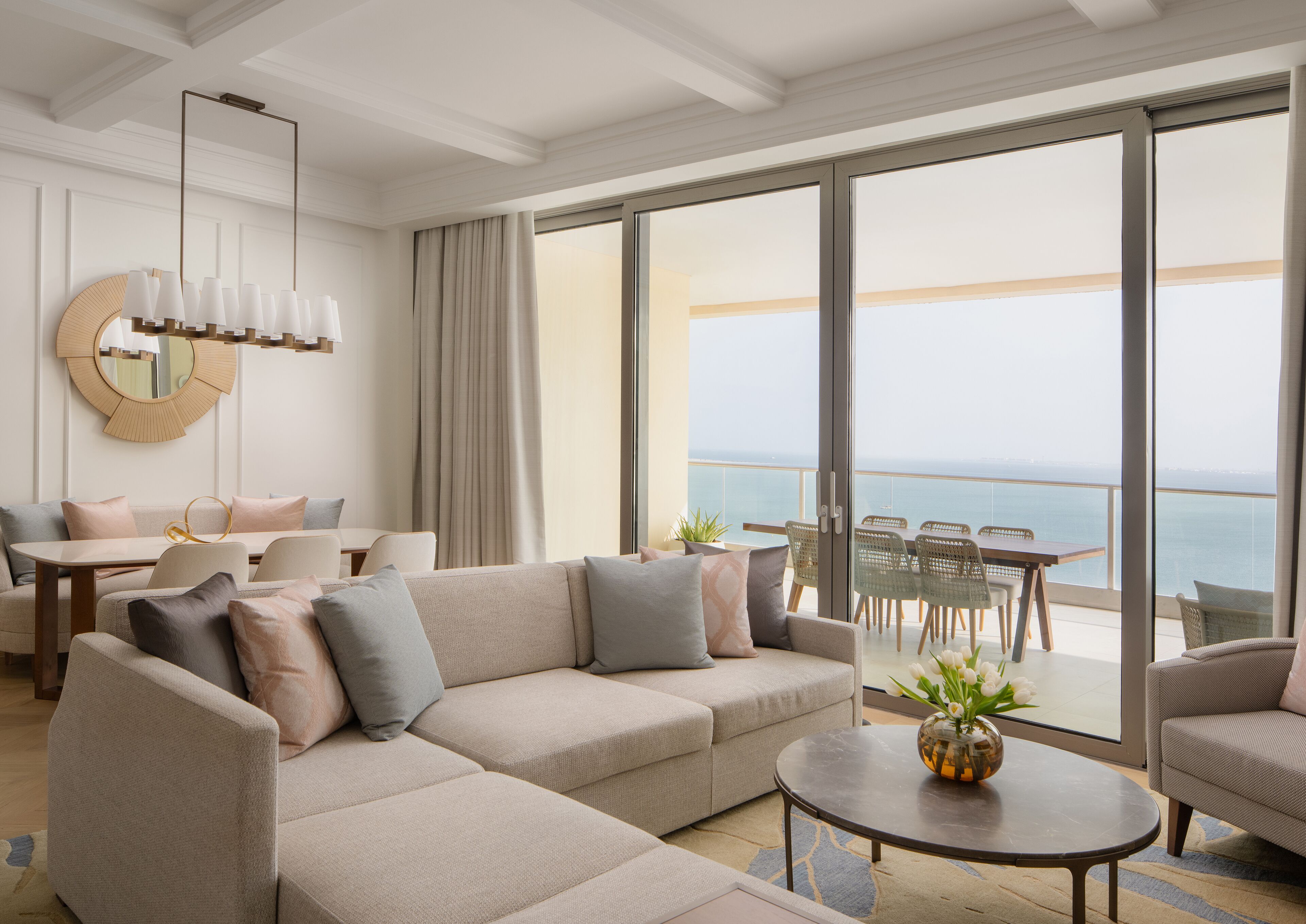 Minibar, in-room safe, individually decorated, individually furnished