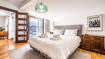 1 bedroom, free WiFi, bed sheets