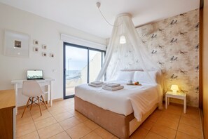 2 chambres, fer et planche Ă repasser, Wi-Fi gratuit, draps fournis