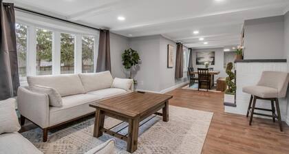 Walk 2 Stadium | Ping Pong / Darts | K Bed