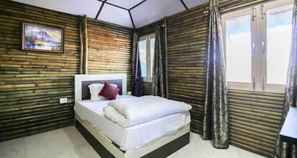 Glamwood Resort