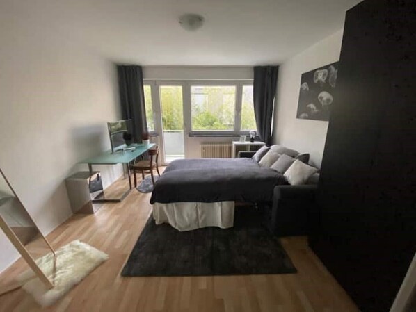 1 Schlafzimmer, Schreibtisch, Bügeleisen/Bügelbrett, kostenloses WLAN