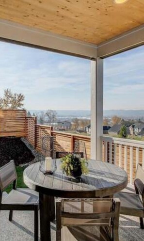 Terrace/patio - Cozy Quiet Rooms In Safe Neighborhood  (Puyallup)