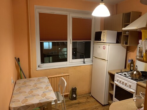 Private room in rental unit hosted