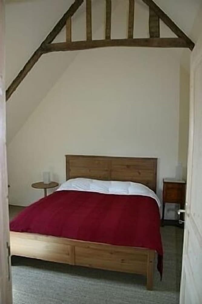 NEW La Grange Ploubezre Vrbo