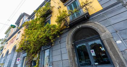 Cozy Studio in Chiaia district by Wonderful Italy