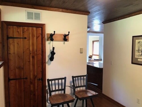 The Tudor Barn - Tudor Style Barn House.  Sleeps 5!