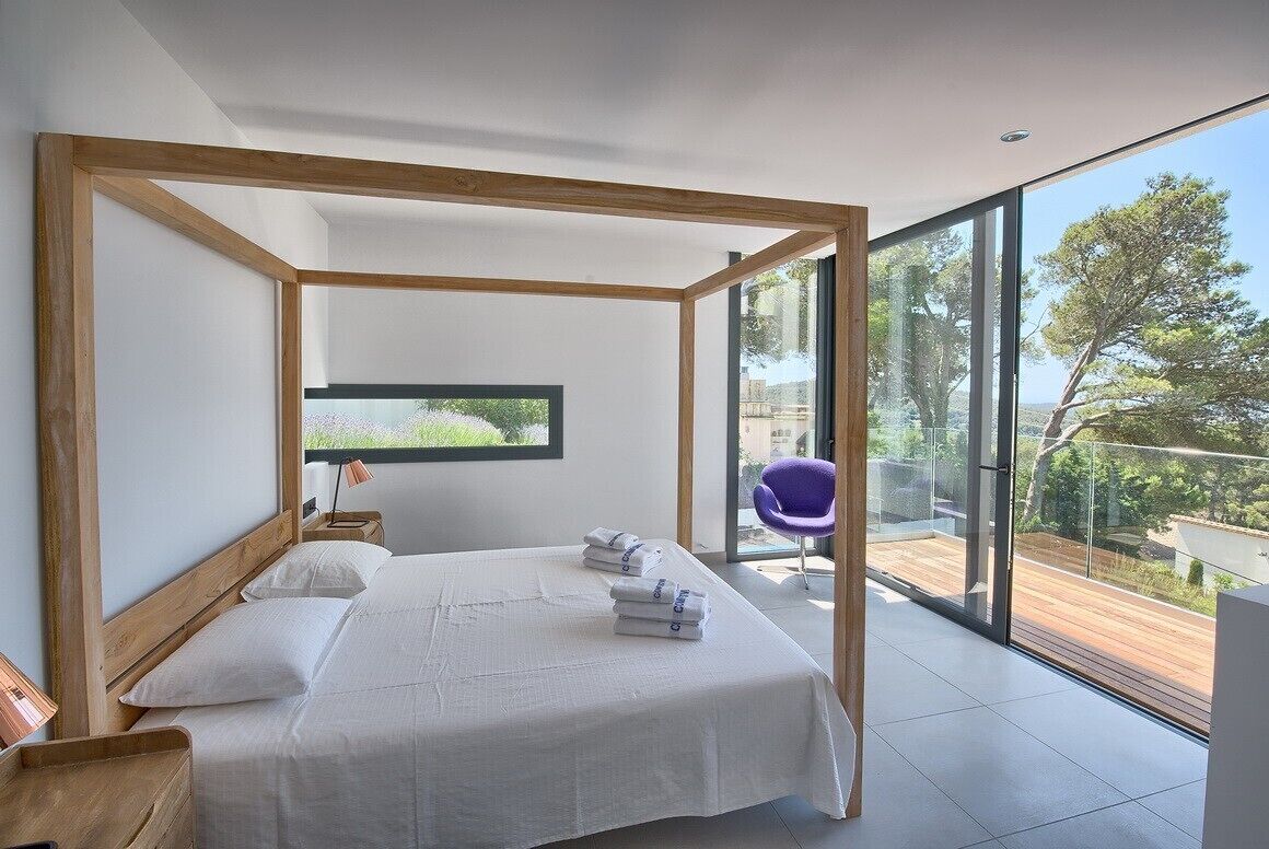 5 quartos, Wi-Fi de cortesia, roupa de cama