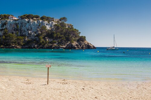 Holiday Home 'Villa Lidia' with Sea View, Private Pool and Wi-Fi