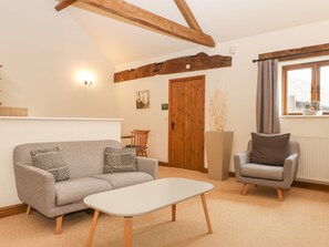 Interior - Honeysuckle Cottage (Worcester)