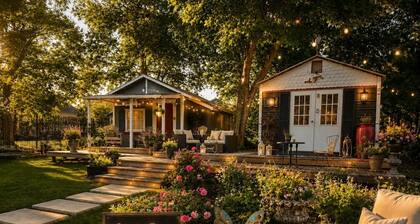 Burke Trammel Cottage • Pet-Friendly