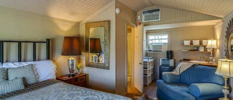 1 camera, ferro/asse da stiro, Wi-Fi, lenzuola