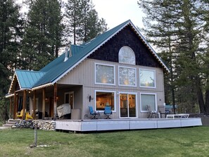 House, 3 Bedrooms | Exterior - Pine Tree Cottage 3 Bedroom Home by NW Comfy Cabins by RedAwning (Leavenworth)