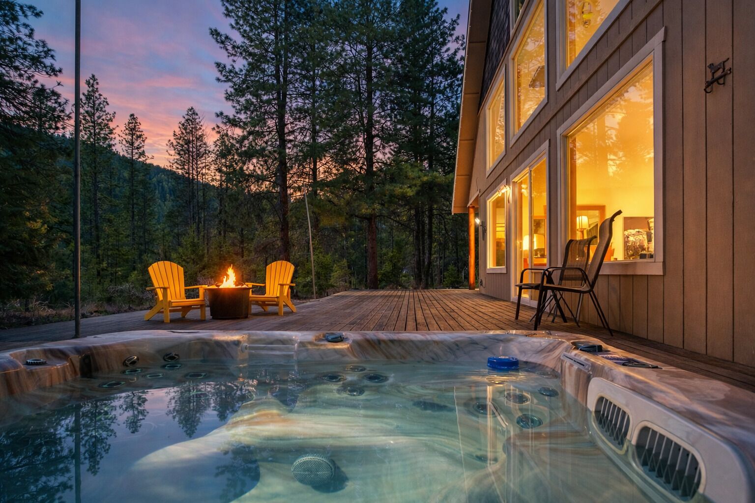 House, 3 Bedrooms | Outdoor spa tub