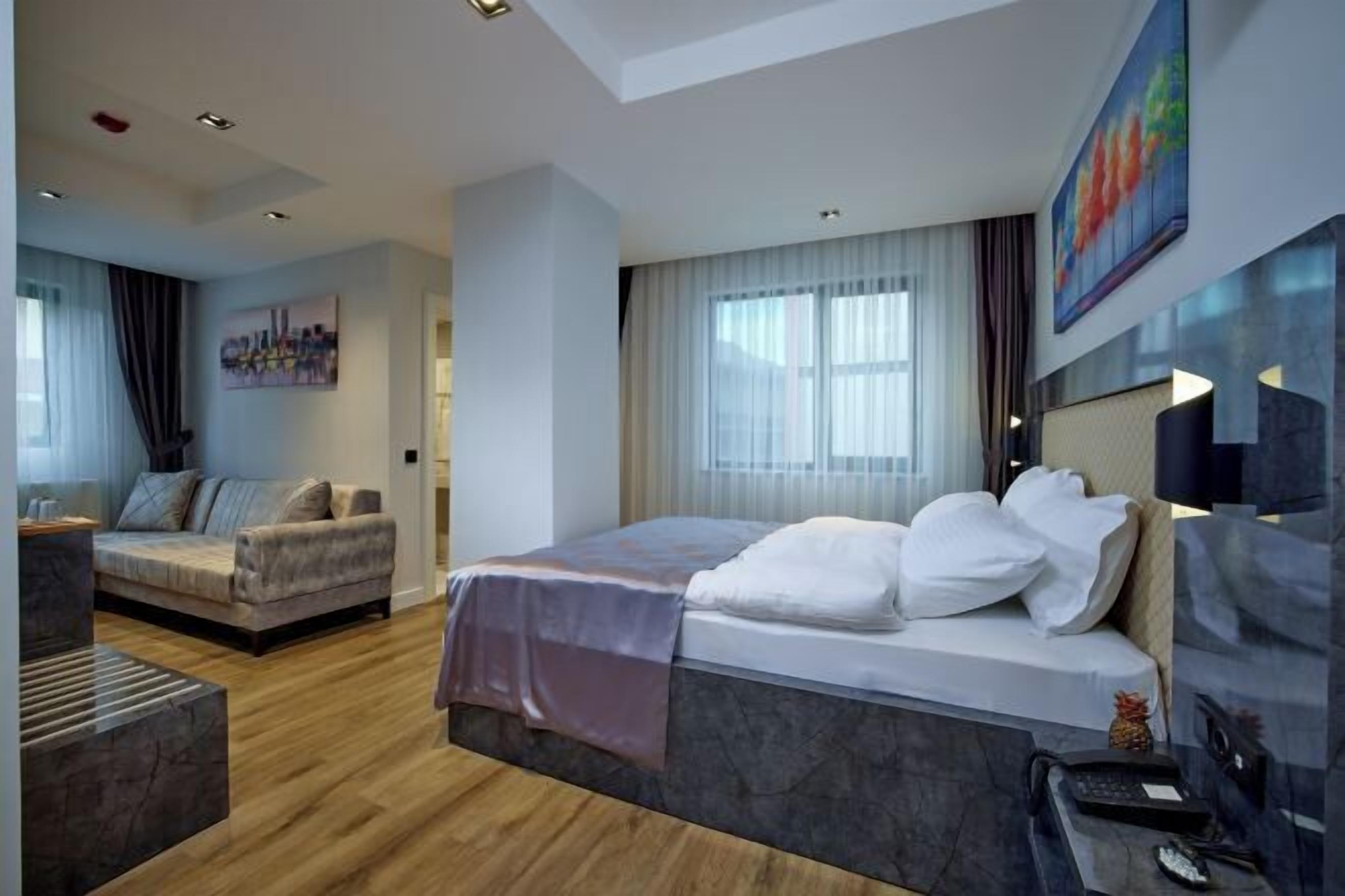 In-room safe, desk, laptop workspace, iron/ironing board