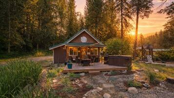 Cottage, 2 Bedrooms | Exterior