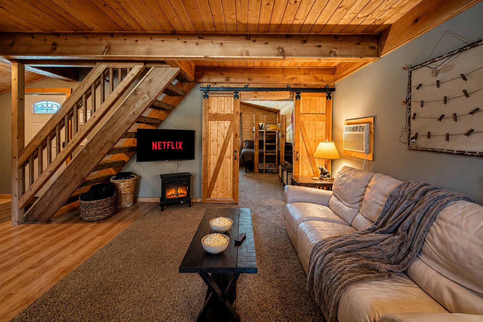 Cottage, 2 Bedrooms | Living area | Streaming services
