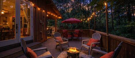 Cabin, 2 Bedrooms | Outdoor dining