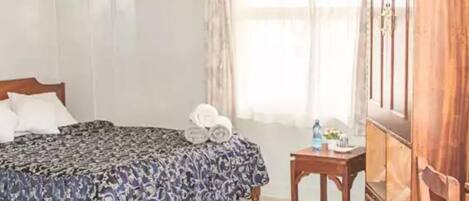 Chambre | Bureau, espace de travail pour ordinateur portable, Wi-Fi gratuit