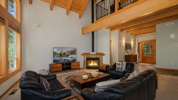 House, 3 Bedrooms | Ruang tamu | Perkhidmatan penstriman