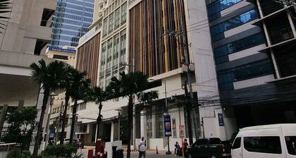 Dusit Thani Like San Antonio Makati 1 Bedroom