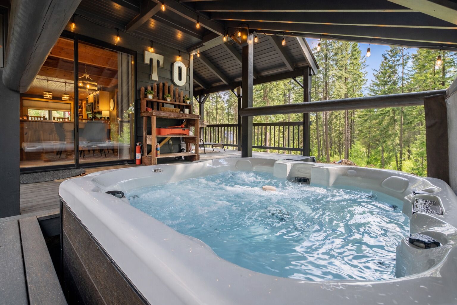 Cabin, 3 Bedrooms | Outdoor spa tub