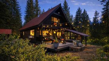 Cabin, 2 Bedrooms | Exterior