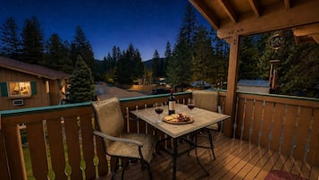 Condo, 3 Bedrooms | Outdoor dining