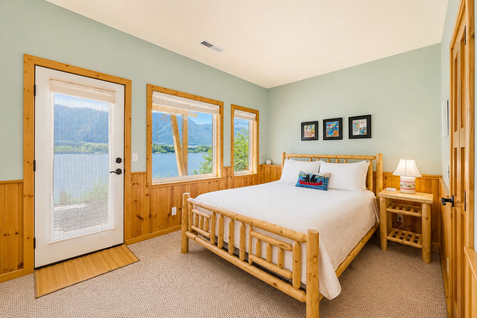Cottage, 3 Bedrooms | 3 bedrooms, iron/ironing board, free WiFi