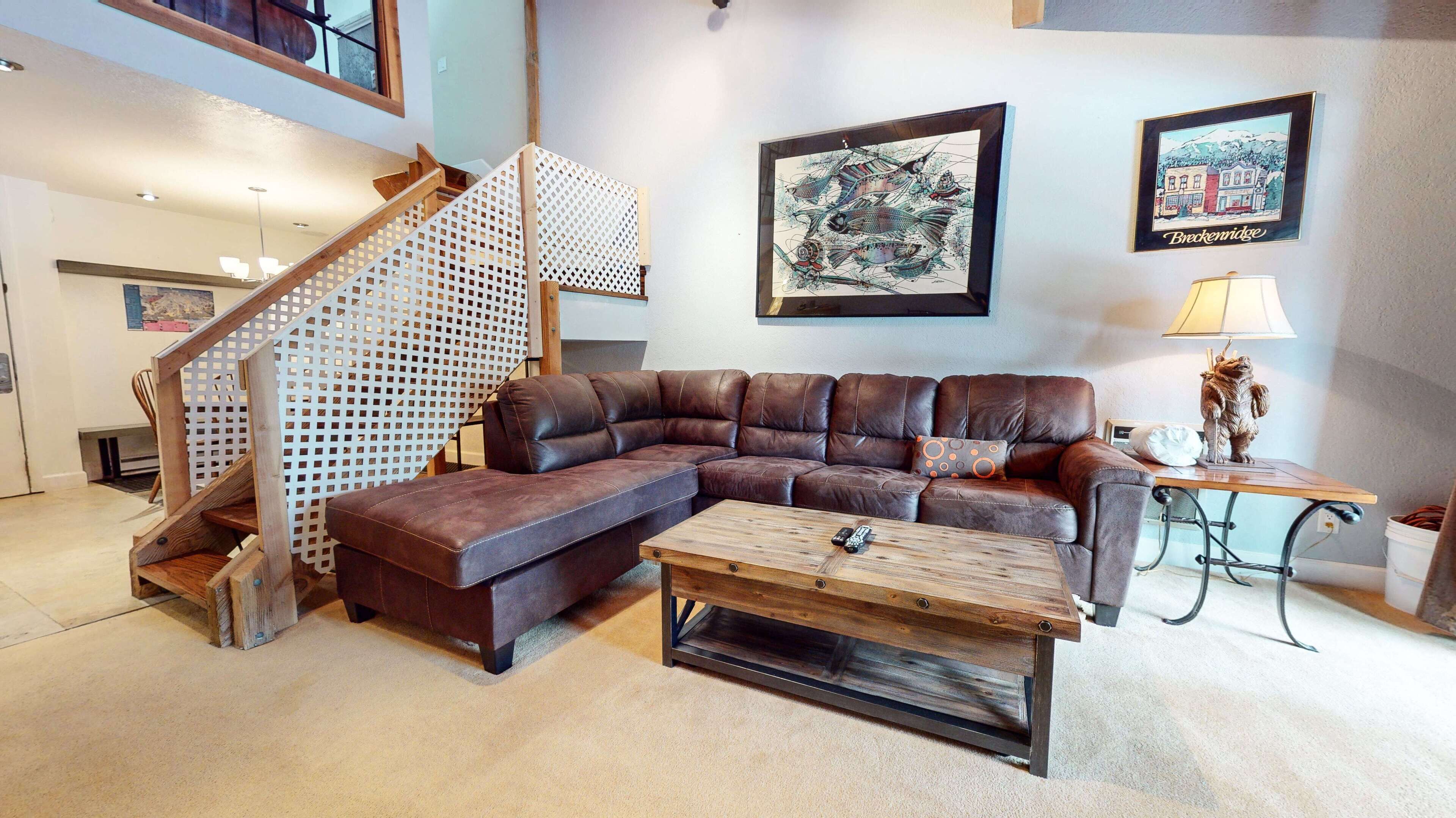 Smart TV, chimenea y reproductor de DVD 