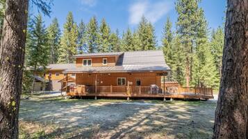 House, 3 Bedrooms | Exterior