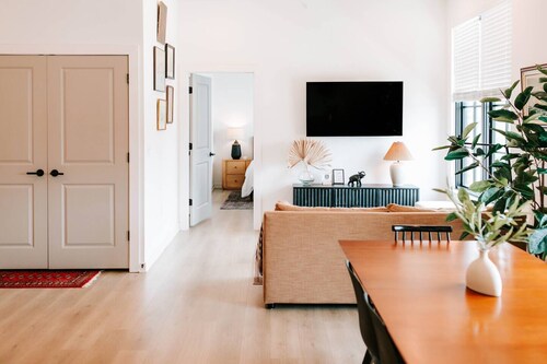 2BR Game-Day Escape by MHM Luxury Properties