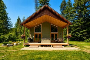 House, 1 Bedroom | Terrace/patio