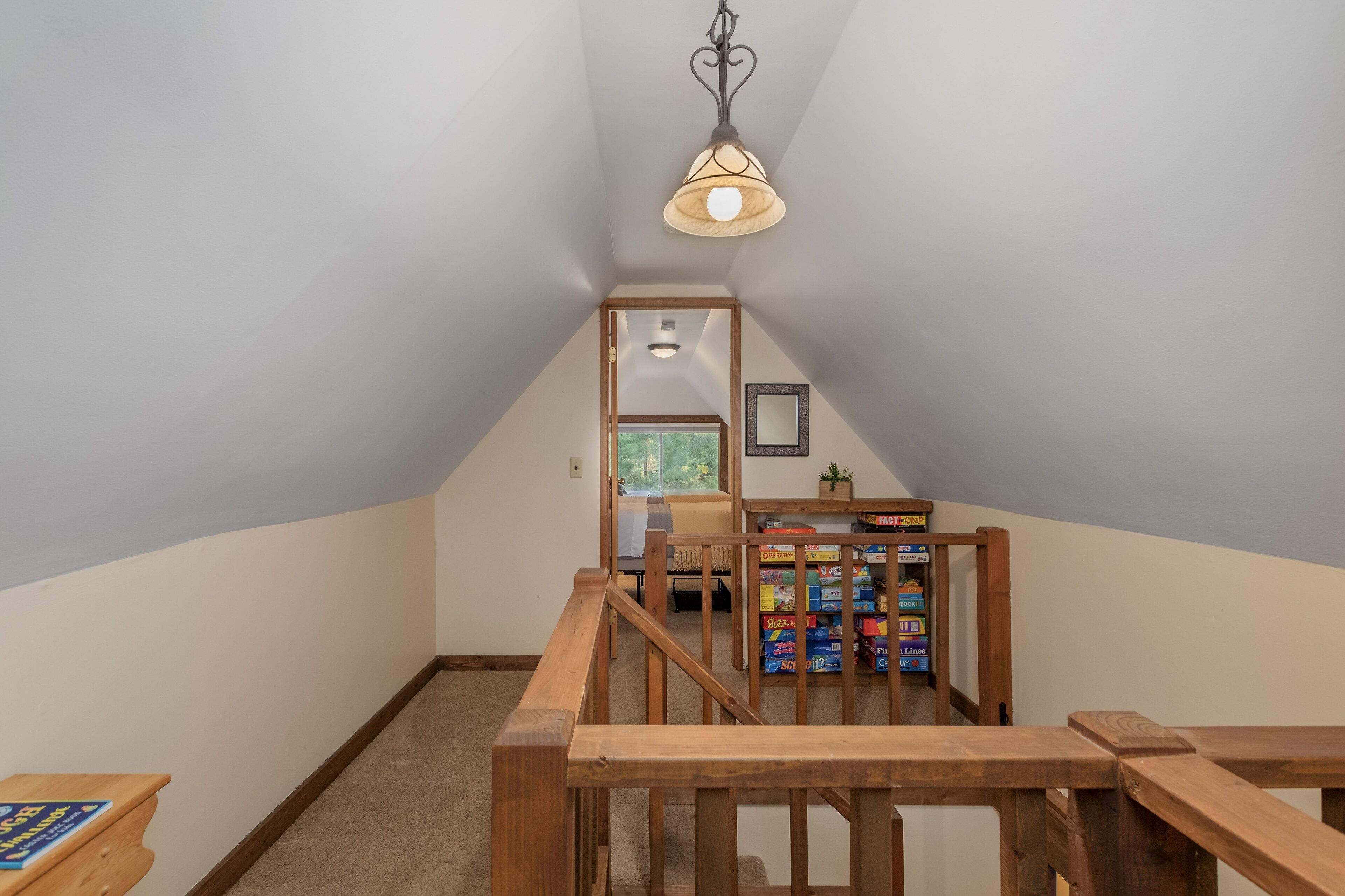 Cabin, 4 Bedrooms | Interior